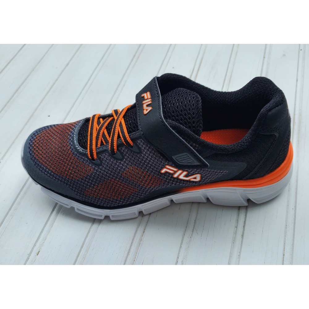 Fila Boys Running Shoe NEW Black Orange Grey Left Shoe Only Size 3 Amputee